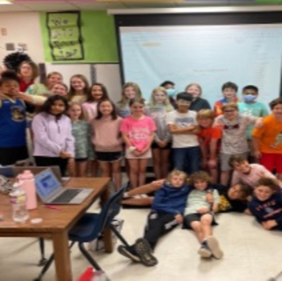 Meet your Posher, Mara - Picture 1 of 1